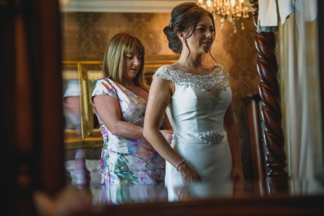 Stan-Seaton-photography-bride-getting-ready