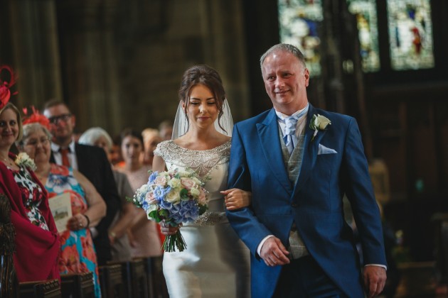 Stan-Seaton-Photography-bride-and-father-walking-down-the-aisle