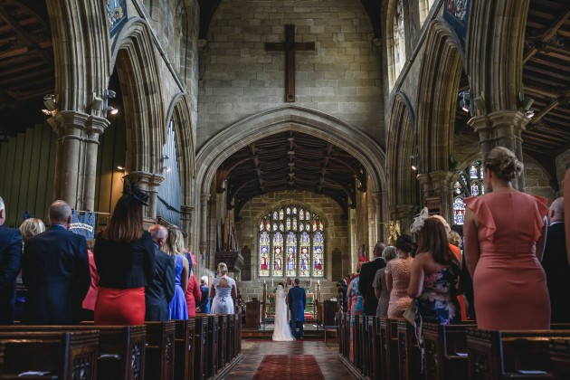 Stan-Seaton-Photography-bride-and-groom-at-the-altar