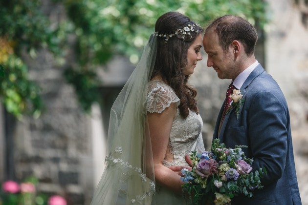 072 Durham-Castle-Wedding-Photographer-Stan-Seaton-bride-and-groom-in-hatfield-College-garden.JPG